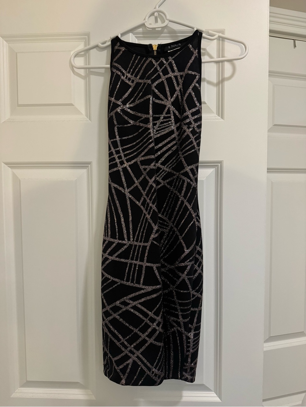 Sleeveless Black Dress with Silver Geometric Print